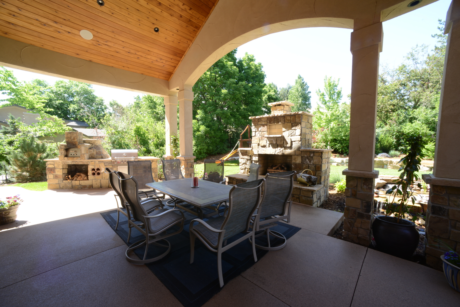 Outdoor Kitchen Construction for Denver, CO Homeowners
